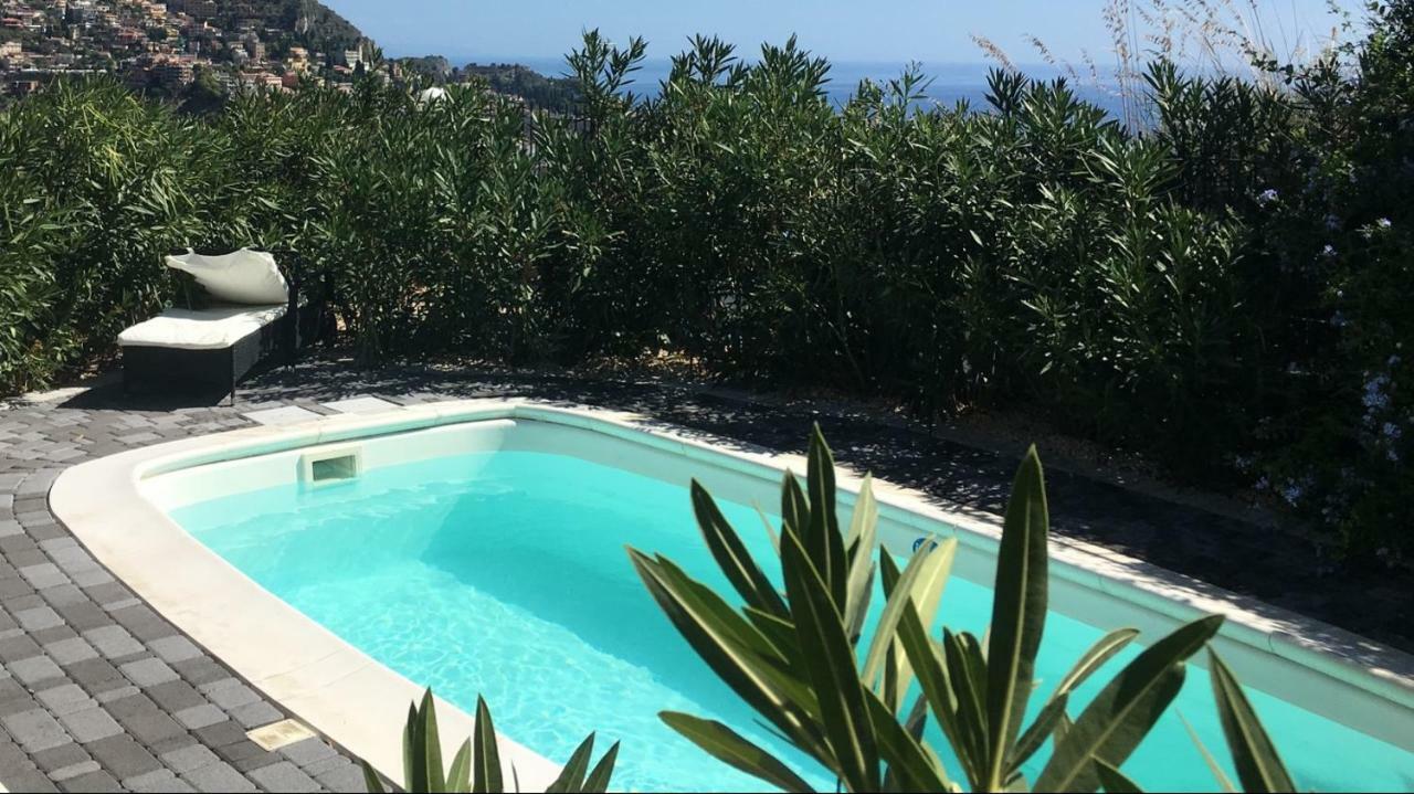 Nina * Taormina